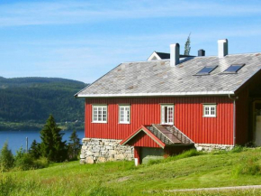 Four-Bedroom Holiday home in Follafoss